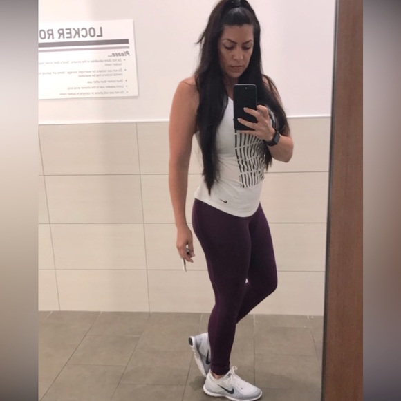 Women’s Nike Tally Mark Start Now End Never Tank Top / Dri Fit “The Nike Tee” - Picture 7 of 7